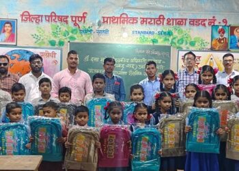 Health officials resolve to give 700 schoolbags