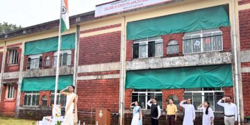 The student got the honor of flag hoisting