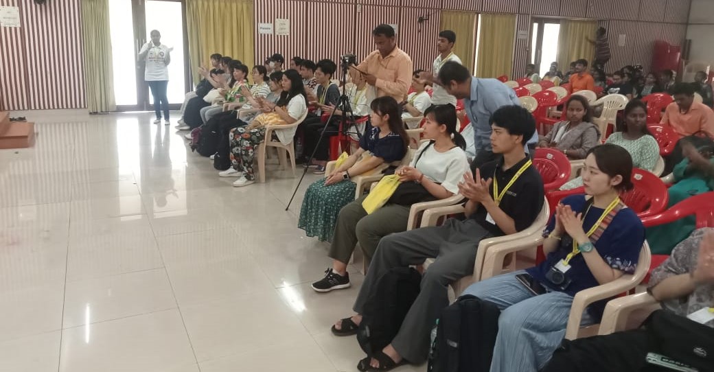 Students' visit to Maharishi Parashuram College