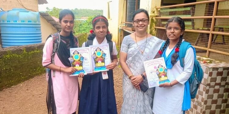 Success of Guhagar High School in Oratory Competition