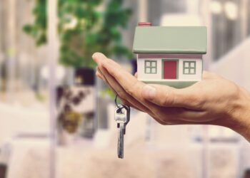 It is mandatory to inform police about tenants