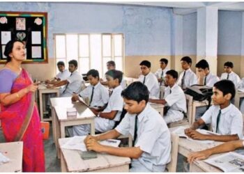 The observation ability of students should be enhanced