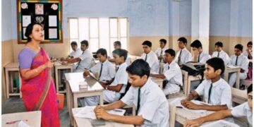 The observation ability of students should be enhanced