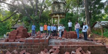 The construction of the disabled woman's house collapsed