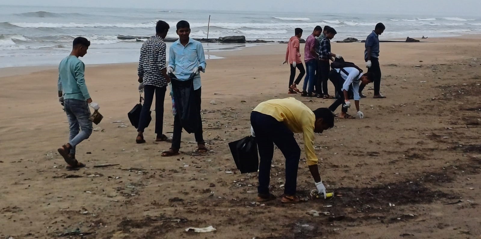 Regal College Students' Cleanliness Campaign