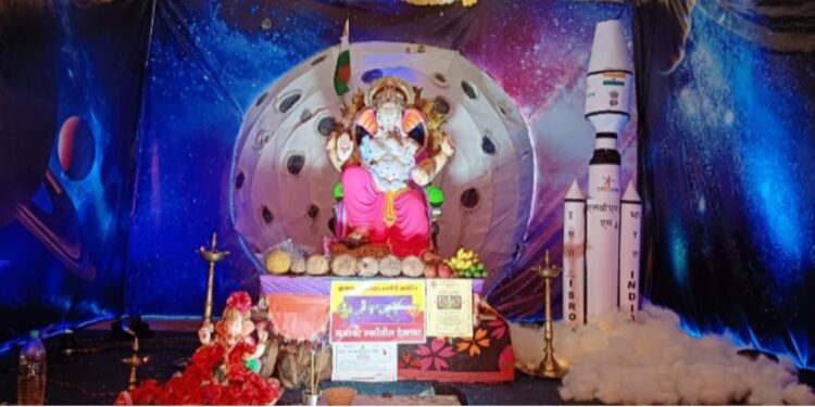 Chandrayaan- 3 scenes on the occasion of Ganeshotsav
