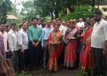 Minister Samant gave 2,10,50,000/-