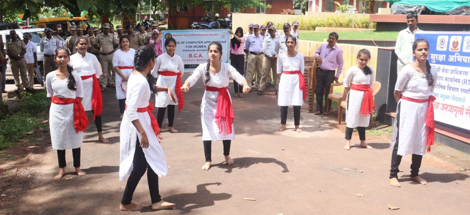 Street play on road safety in Ratnagiri