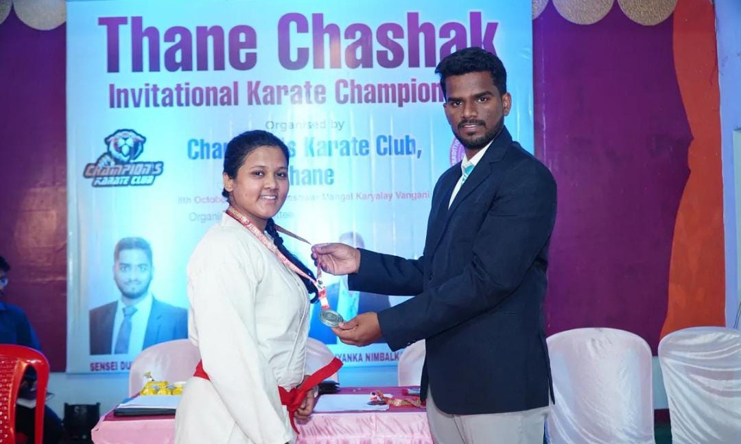 Shruti Pagde success in karate competition