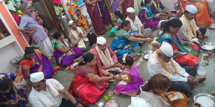 Nari Shakti is honored in Guhagar Varati Temple
