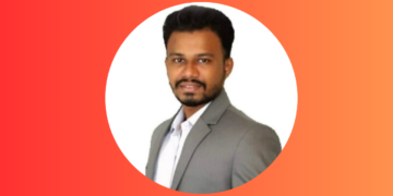 Ideal Social Institution Award to Aarekar Pratishthan