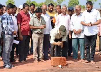 Initiation of Sculpture work in Ukshi