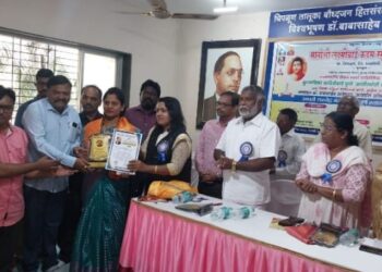 "Idol of Ratnagiri" Award to Gram Panchayat Abloli