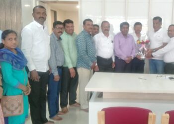 Samant's promise to solve Navodaya Vidyalaya's problems