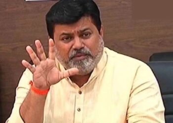 Bhumipujan of crores works by the guardian minister