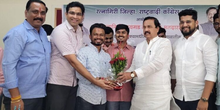 MP Sunil Tatkare Guhagar unhappy with Bijapur highway work