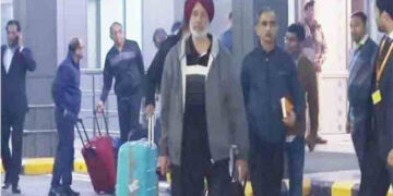 Eight Indians freed from Qatar Jail