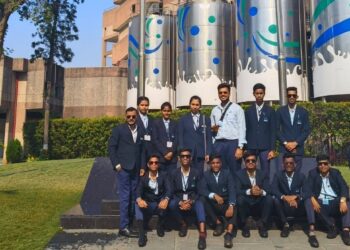 Regal College field visit to Amul Dairy