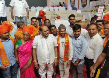 Activists join Shiv Sena