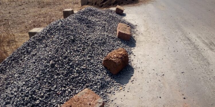 Clearing traffic by removing gravel