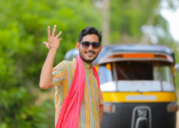 Distribution of glasses to rickshaw pullers