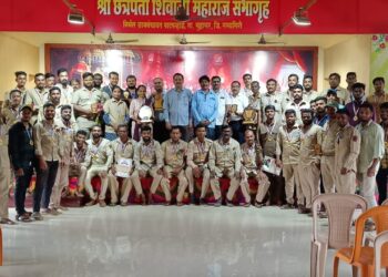 Honor of Guhagar Mahavitraan employees