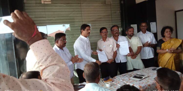 Khare n Bhatkar District Vice President of BJP