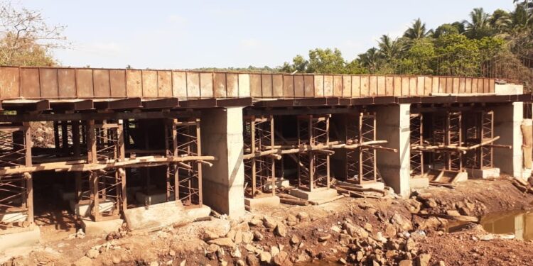 Palashet bridge work on war level