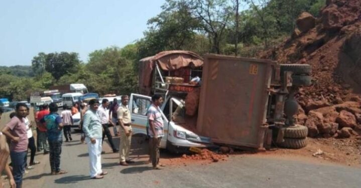 Dumper hits tempo at Hatkhamba
