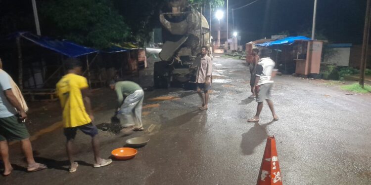 Starting to fill the pits in Sringaratali