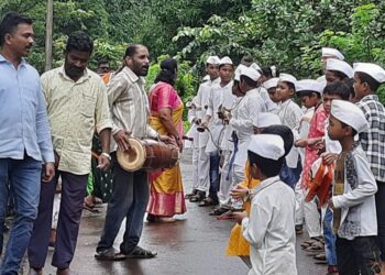 National integration Dindi in Mundhar school