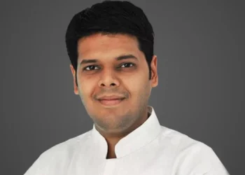 Niranjan Davkhare wins in Konkan graduate constituency