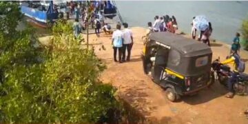 Woman seriously injured by ferry boat