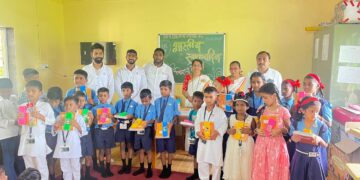 Distribution of educational material with the help of Jaitapkar