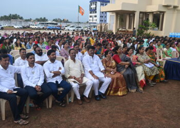 Dialogue program with beloved sister