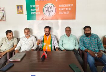 Nilesh Surve took notice of Jadhav's criticism