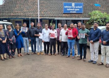 Protest in Talathi Santosh Pawar murder case