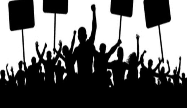 Villagers protest if the teacher is not transferred