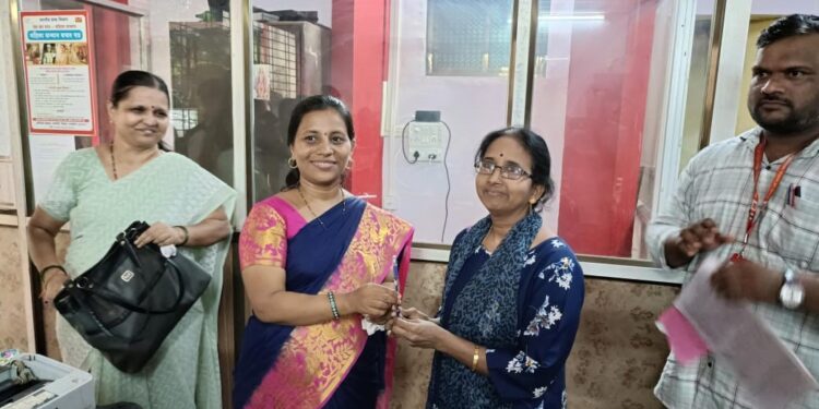 Students visited the post office