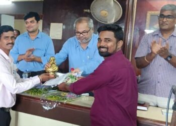 TB Free Gram Panchayat Award to Umrath