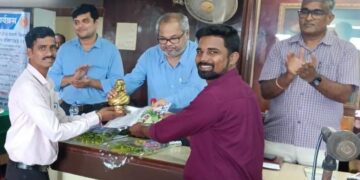 TB Free Gram Panchayat Award to Umrath