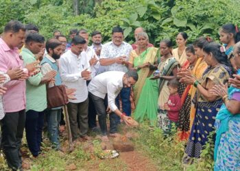 Bhoomipujan of the cemetery road at Sakhri Trishul