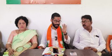 रामदास कदम महायुतीचे नुकसान करत आहेत