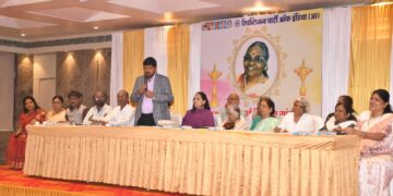 Tribute meeting of Kusumtai Gangurde