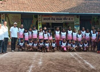 Distribution of sport dress by Mate brothers