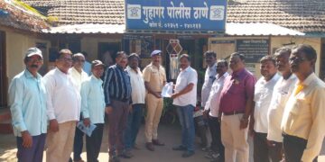 Punish those who defame the Constitution