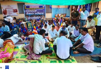Villagers on hunger strike for transfer of police inspector