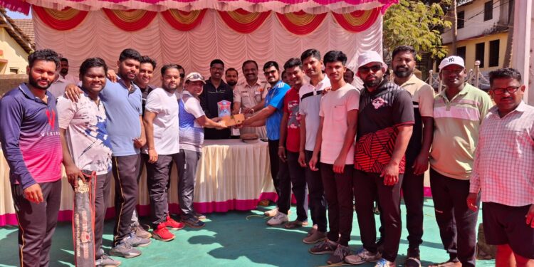 Organized cricket tournament by journalist association
