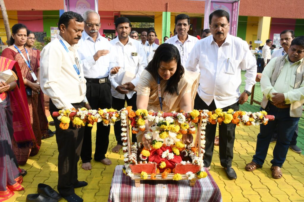 Book exhibition at Damle School