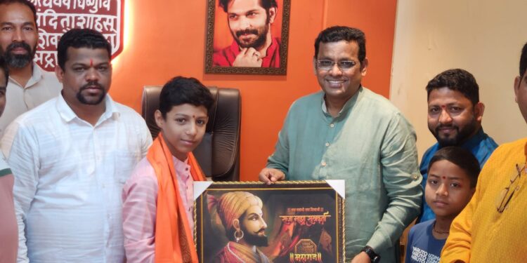 Abhinav Salunkhe felicitated by MNS